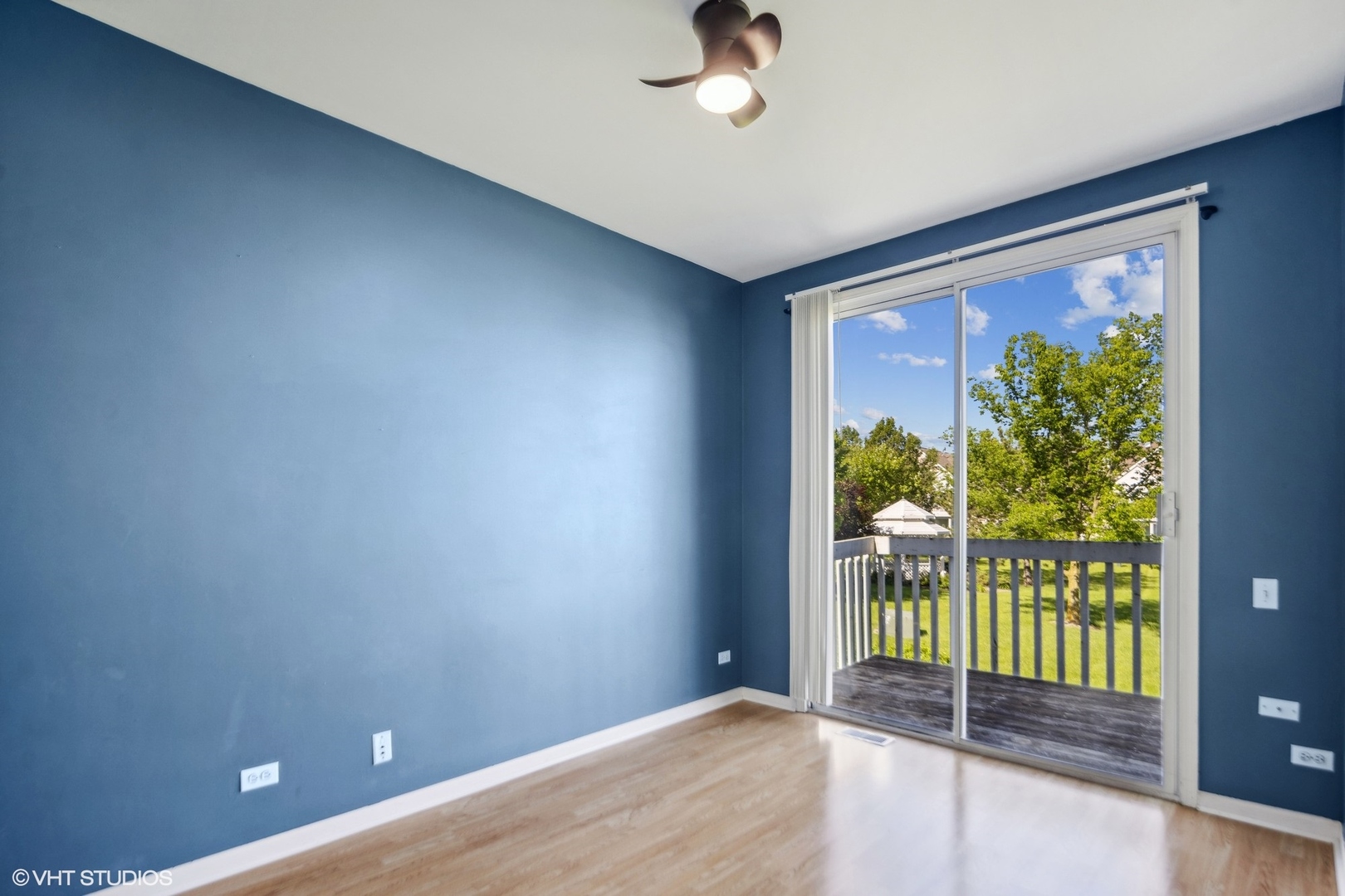 2246 S Lincoln Street Unit: 2246