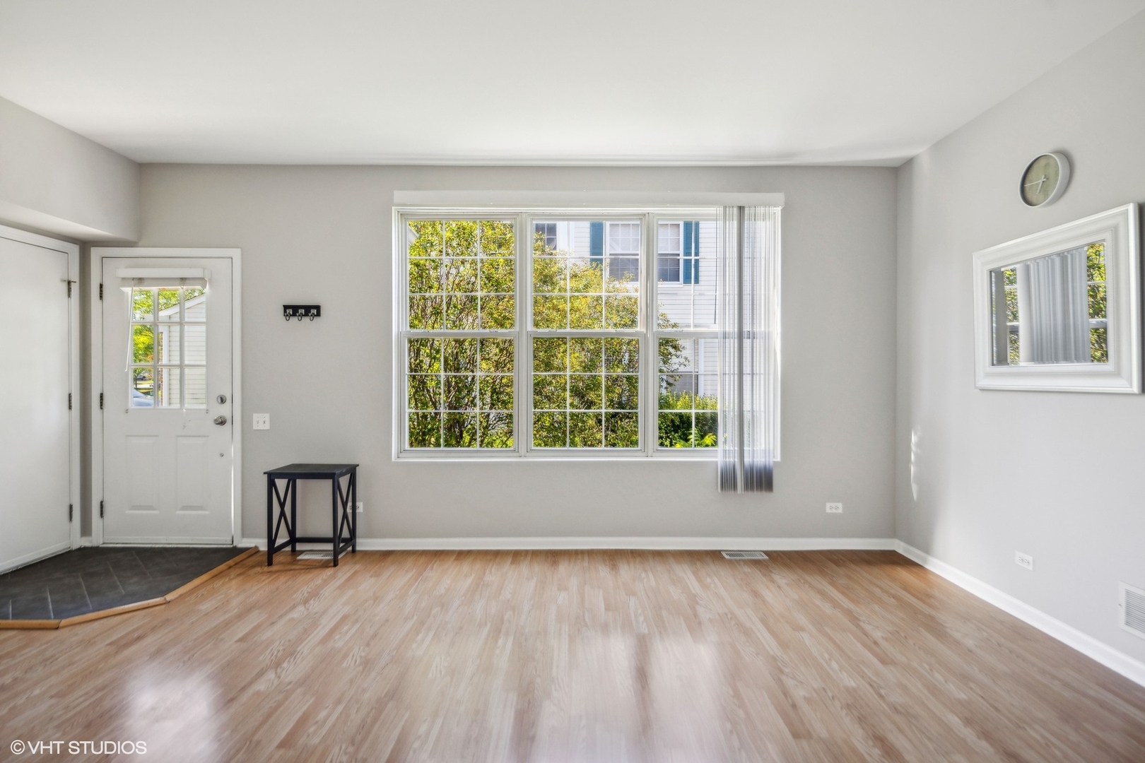 2246 S Lincoln Street Unit: 2246