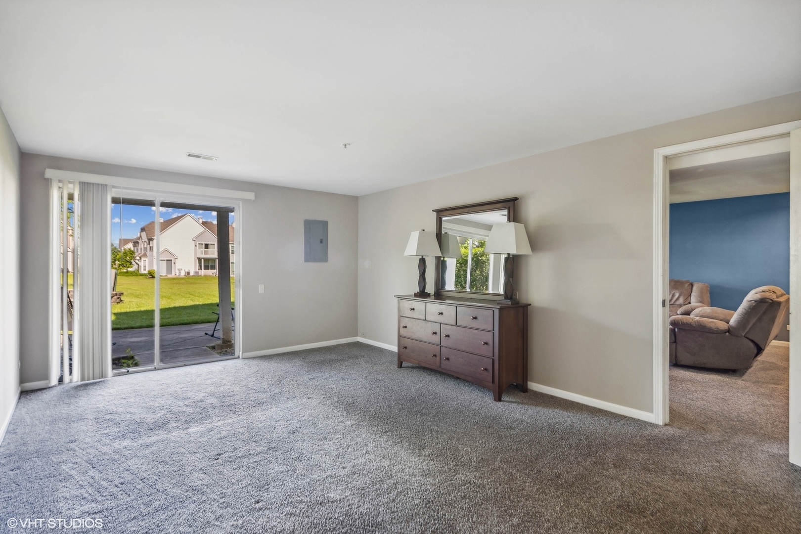 2246 S Lincoln Street Unit: 2246