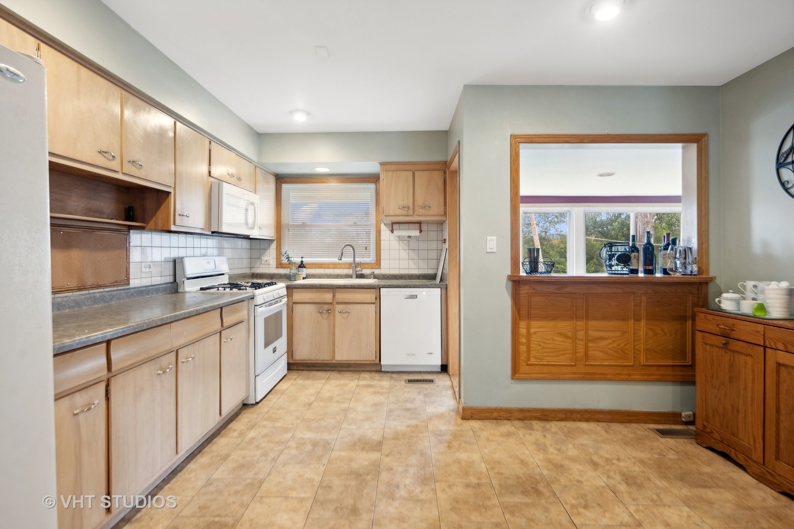 20W576 22nd Street
