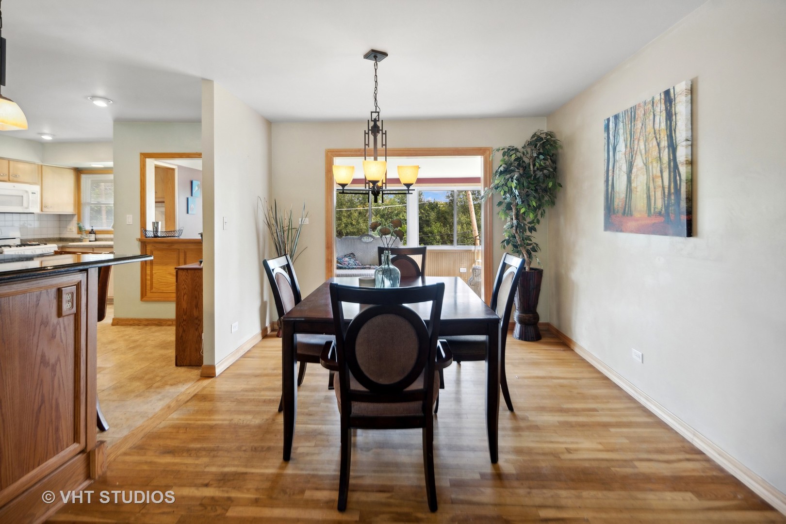 20W576 22nd Street