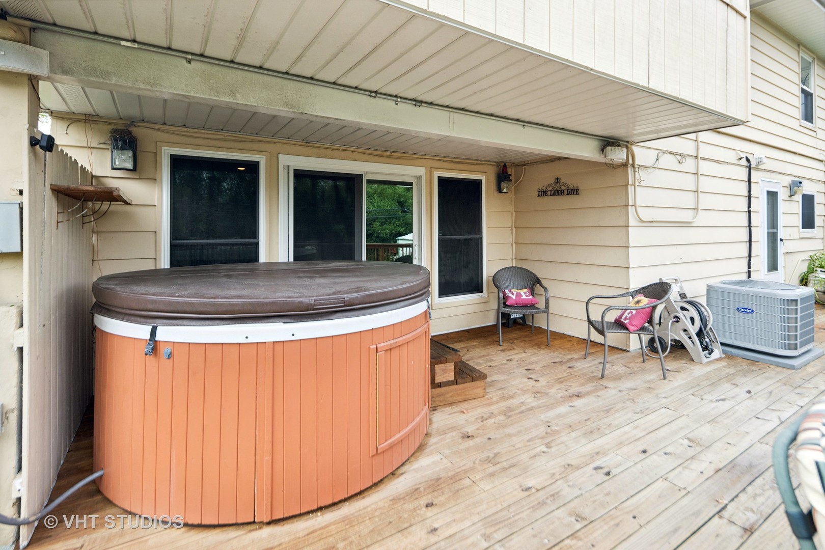 20W576 22nd Street