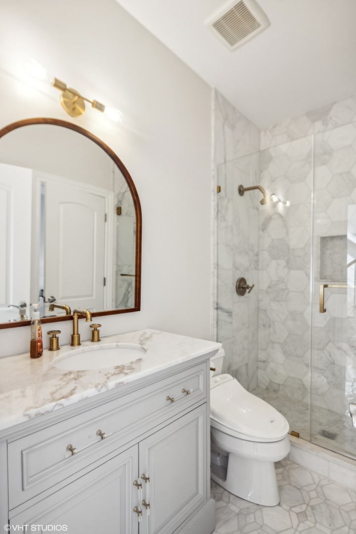 396 W Fremont Street