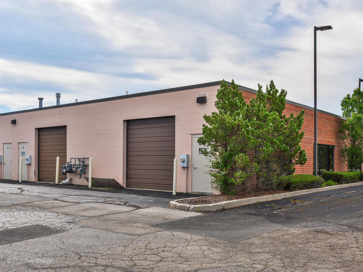 31632 N Ellis Drive Unit: 212-213
