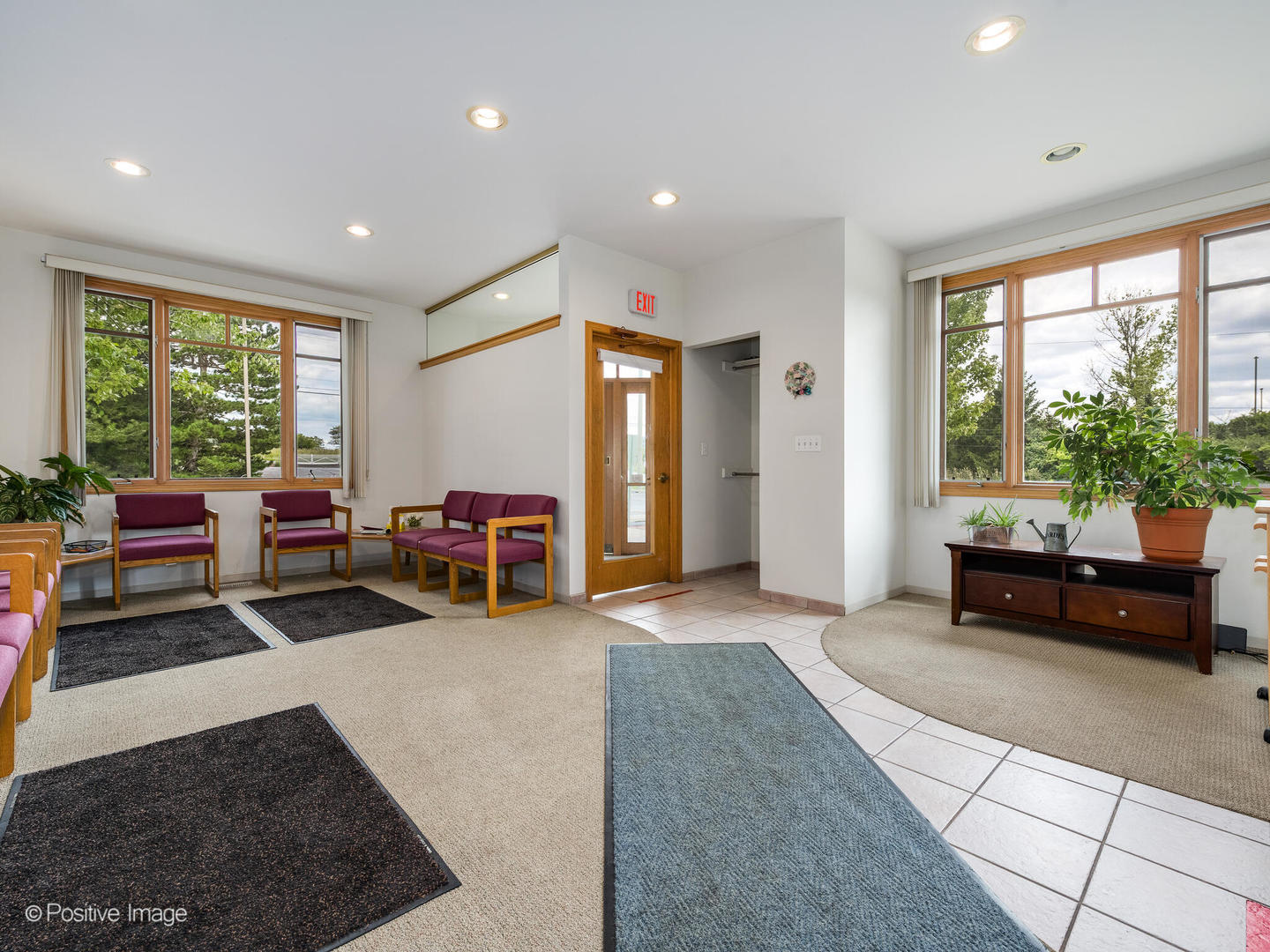 240 Saunders Road