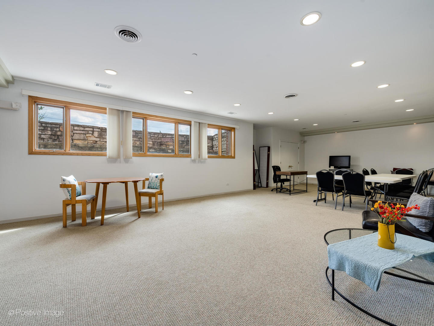 240 Saunders Road