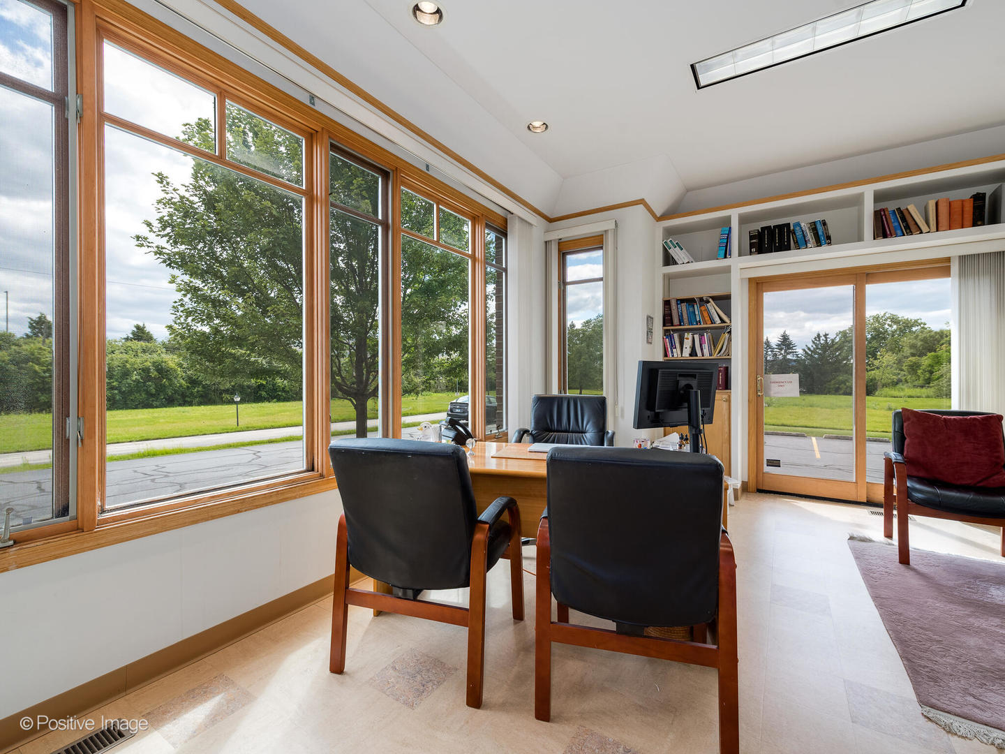 240 Saunders Road