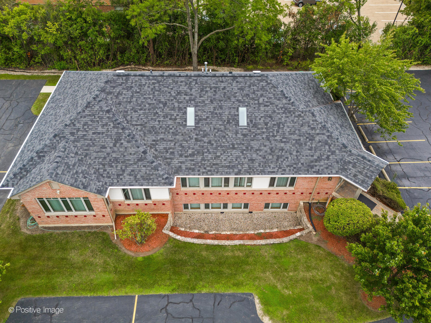 240 Saunders Road