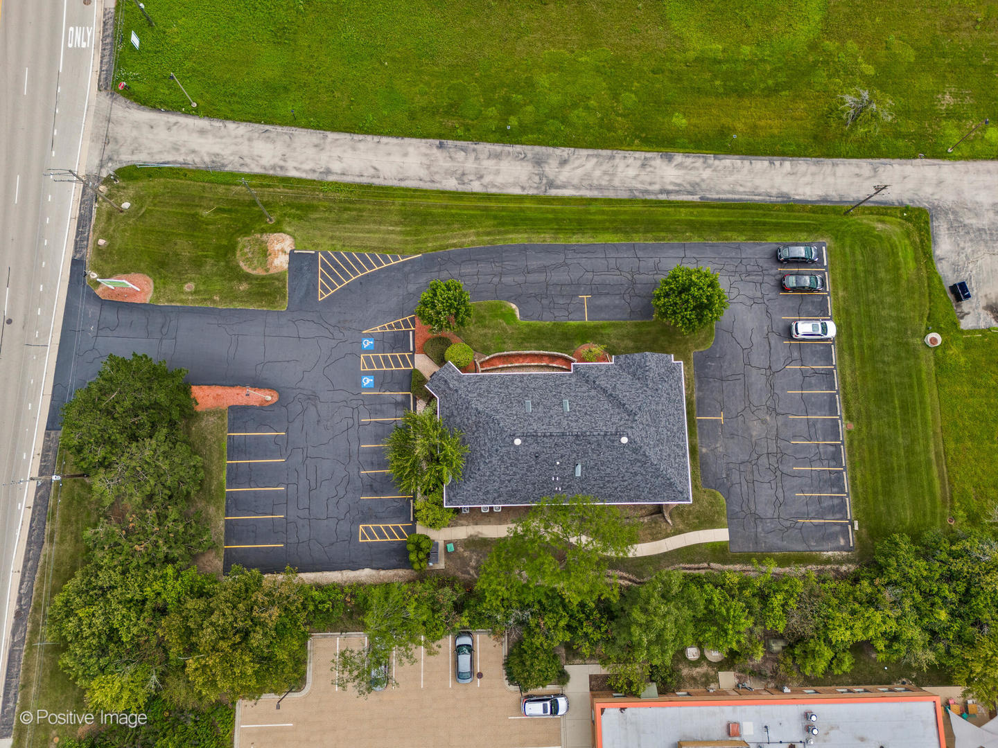 240 Saunders Road