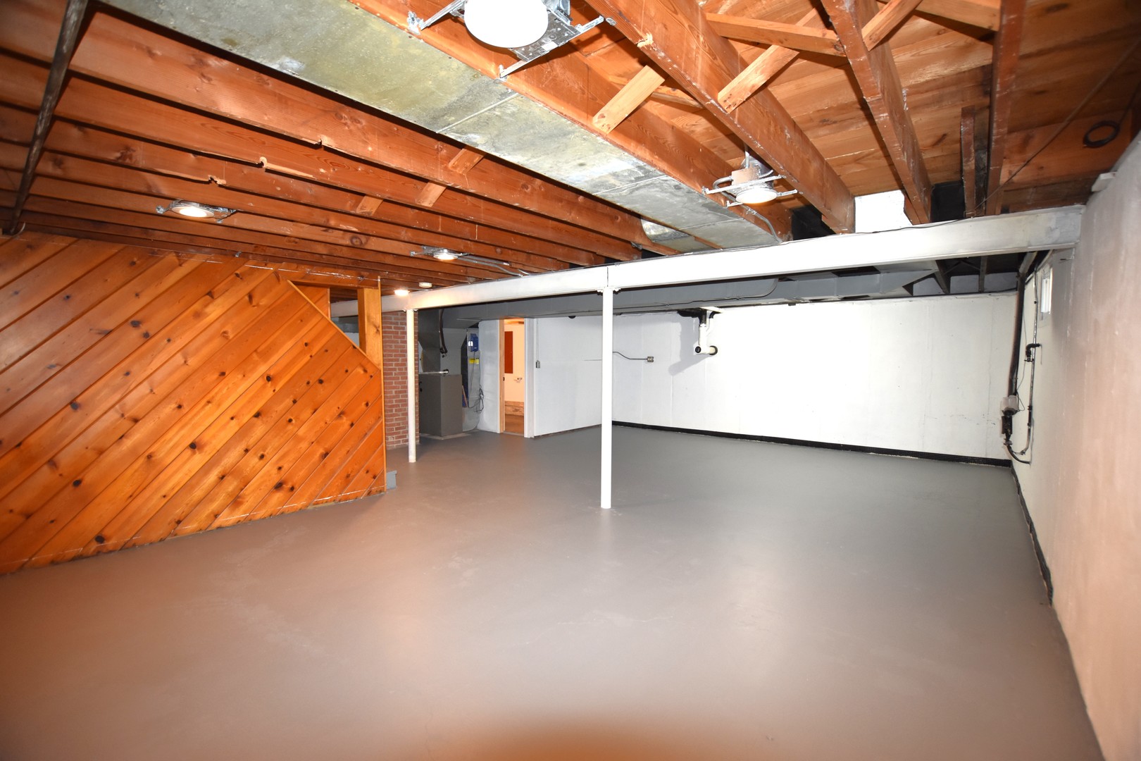121 S Euclid Avenue