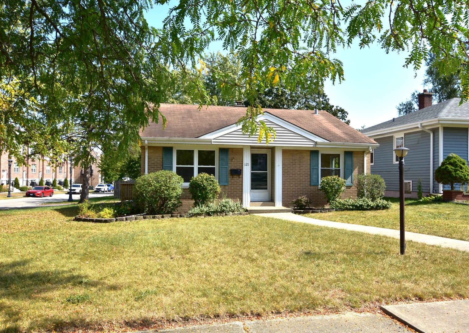 121 S Euclid Avenue