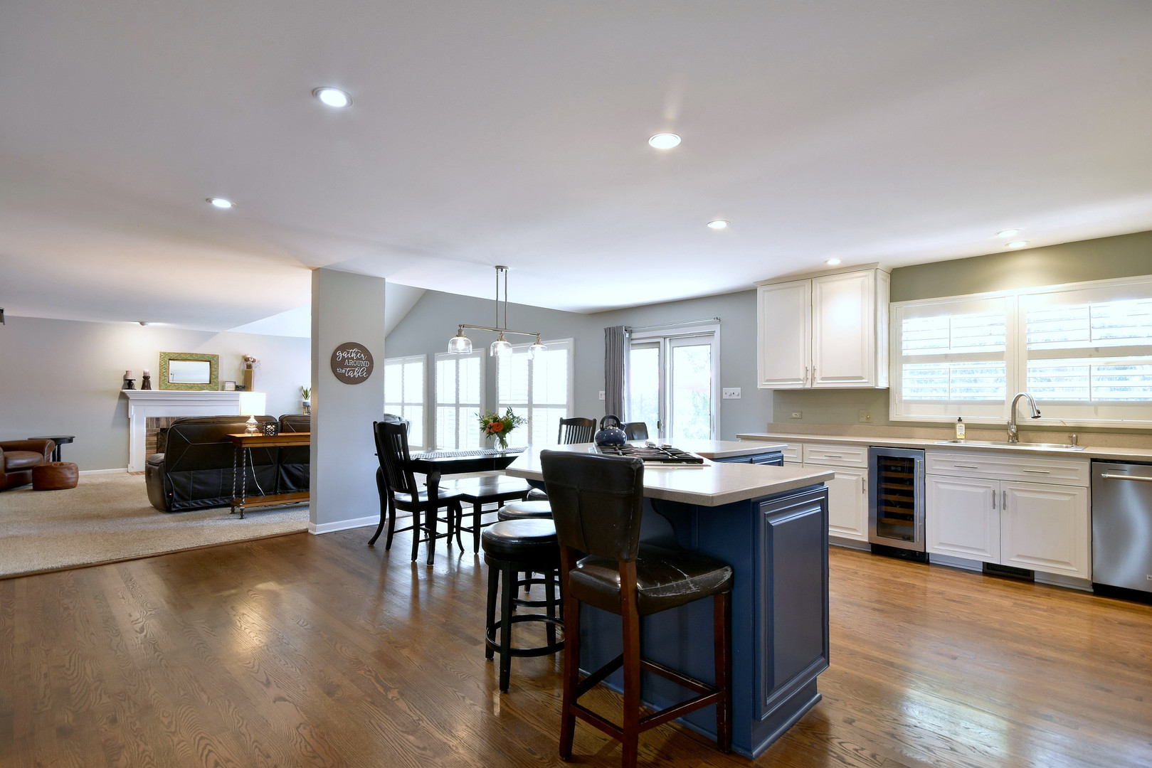 654 S Fern Court