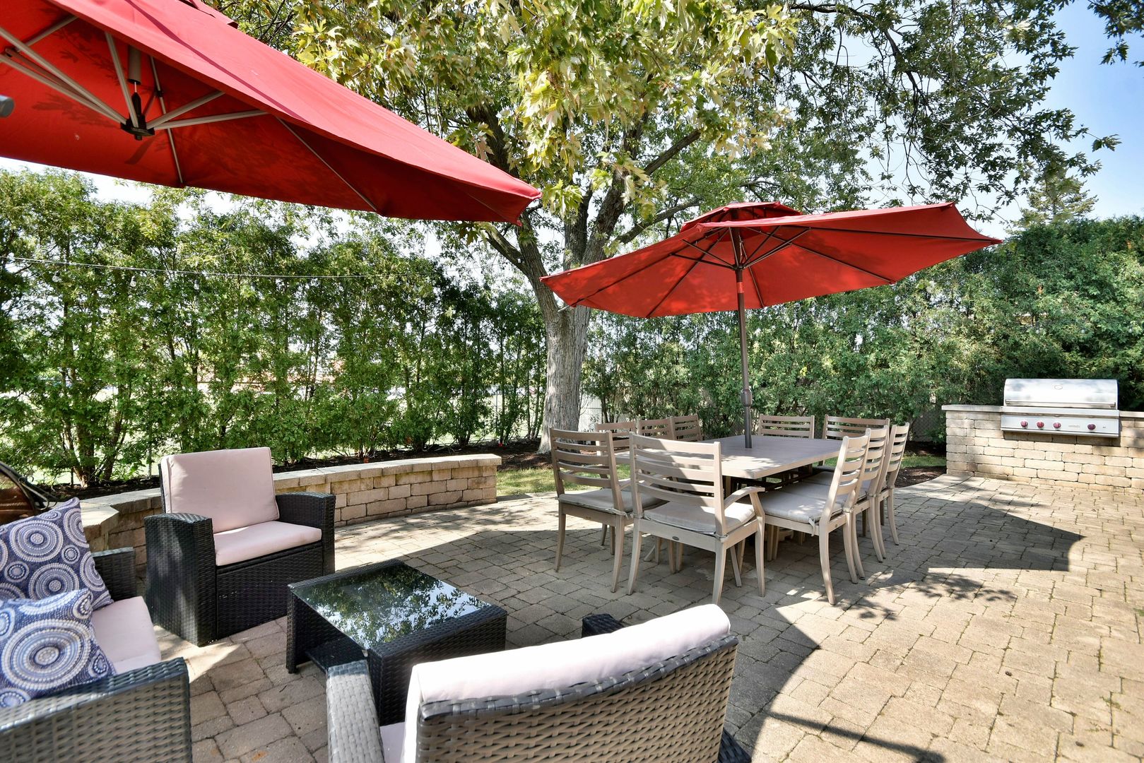 654 S Fern Court