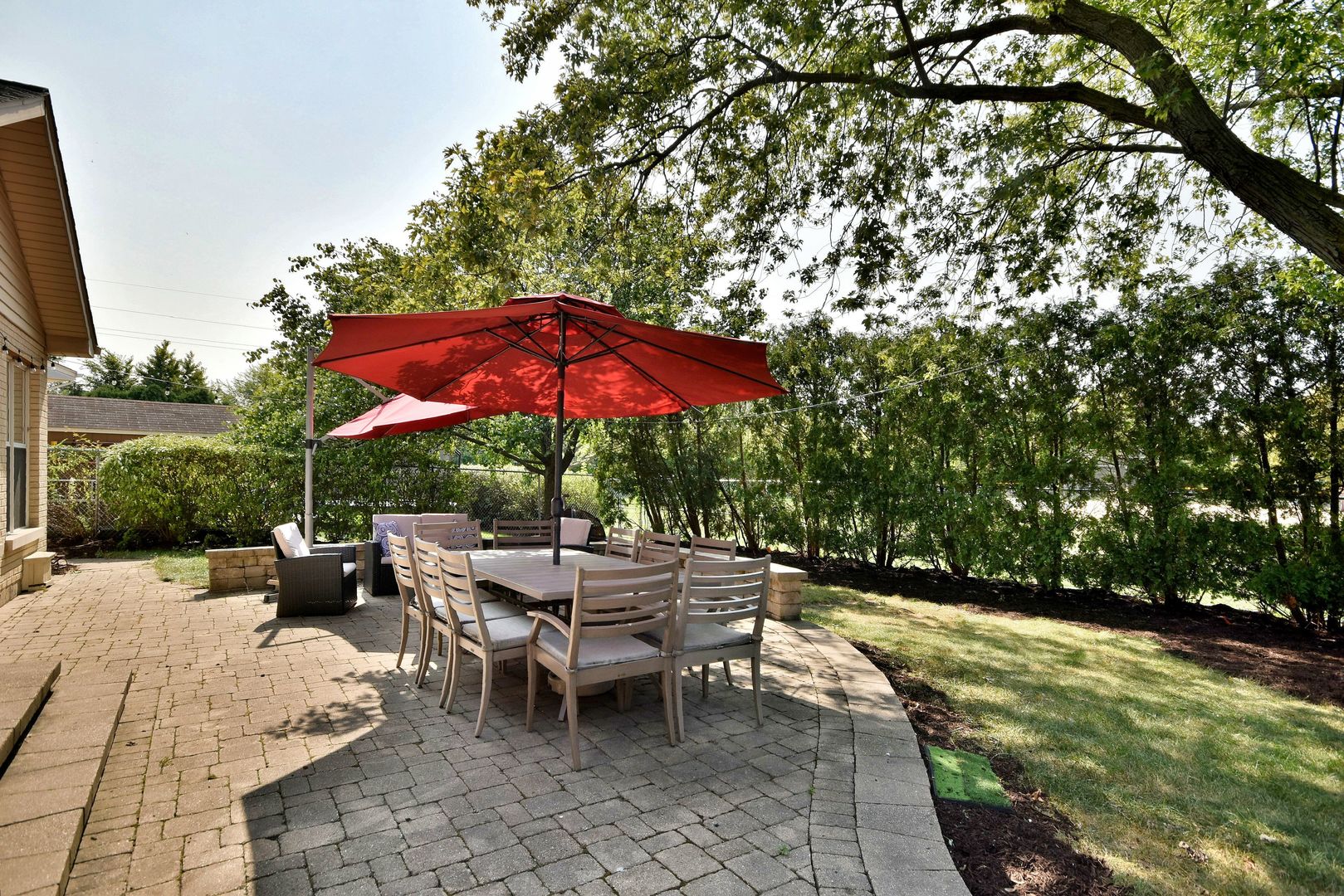 654 S Fern Court