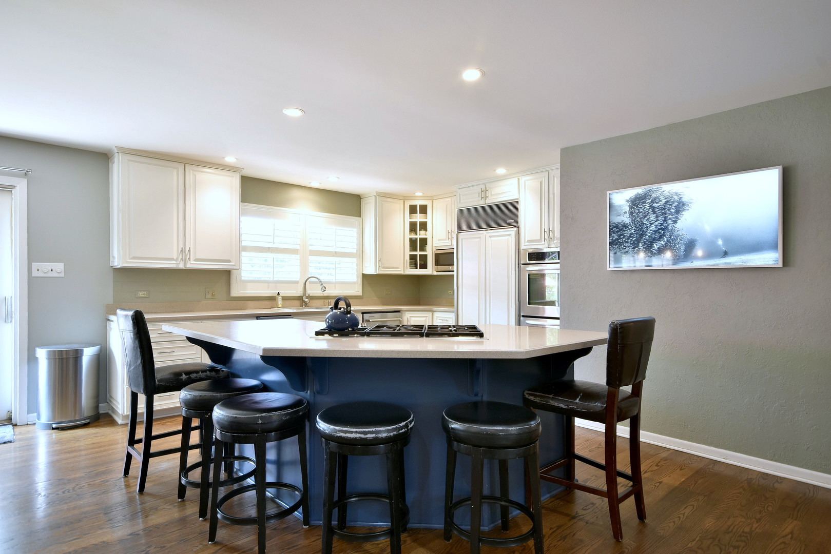654 S Fern Court