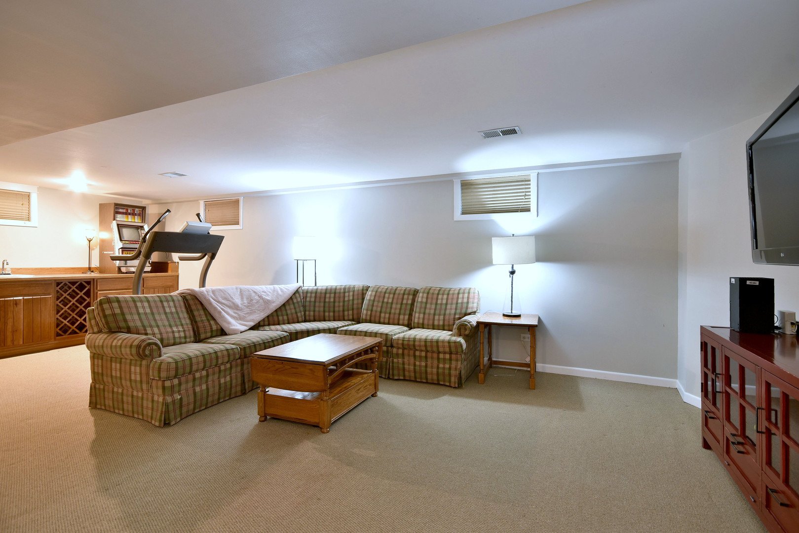 654 S Fern Court