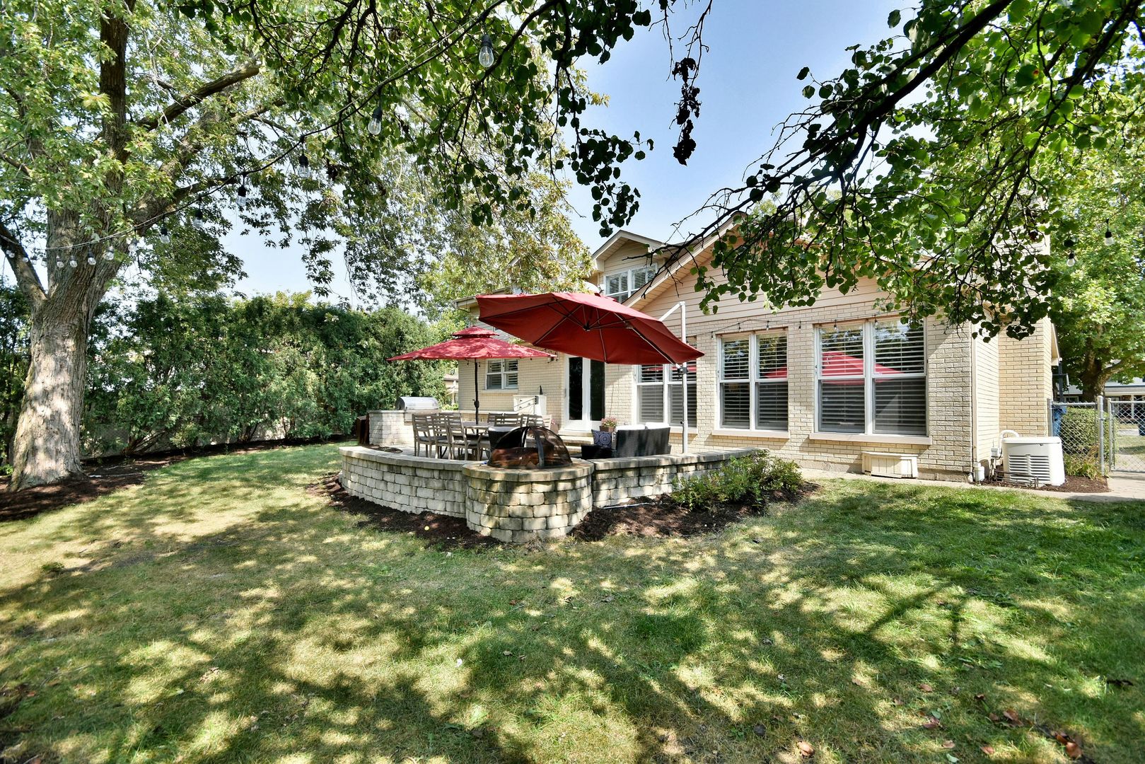 654 S Fern Court
