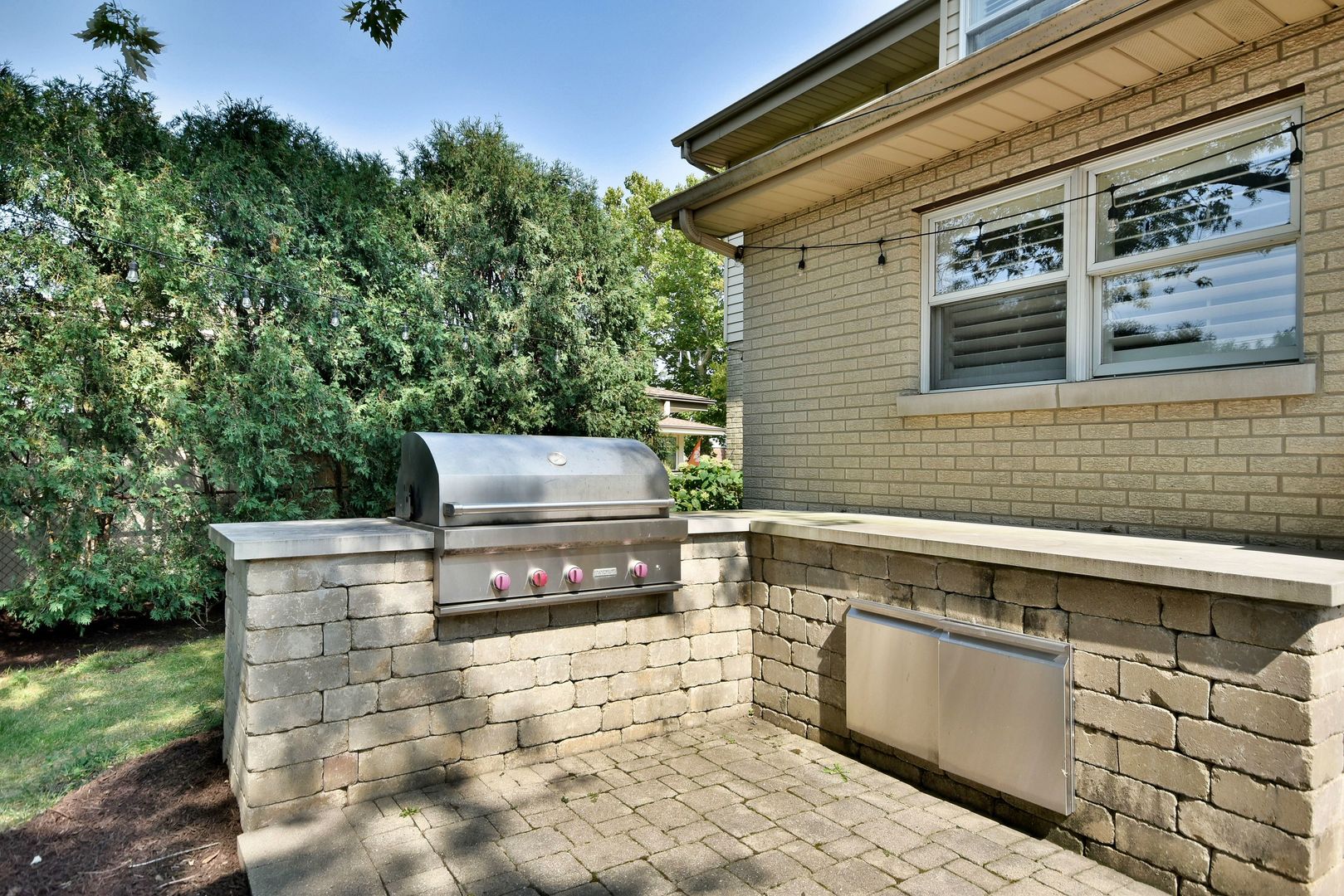 654 S Fern Court