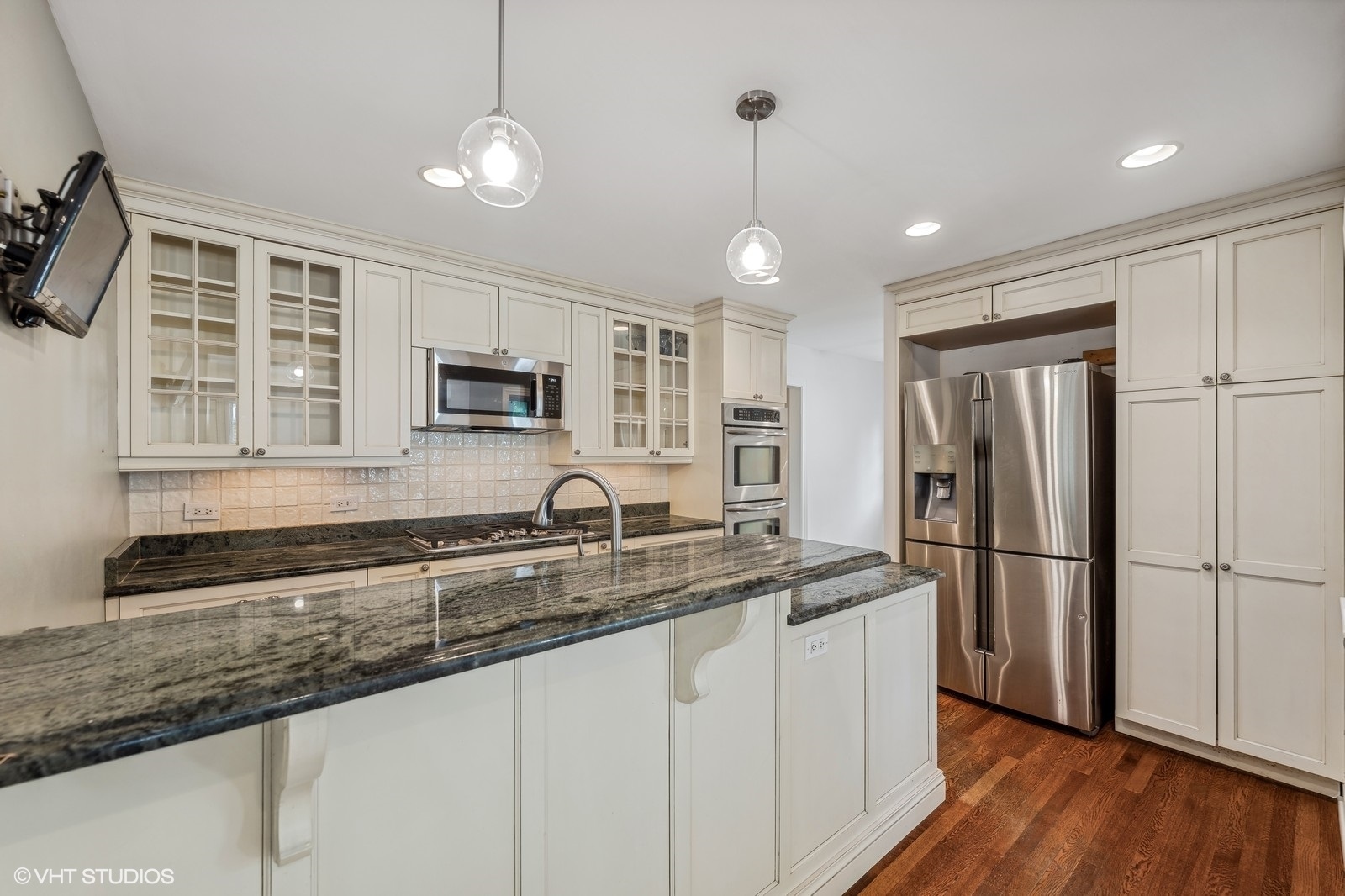 337 Flora Place