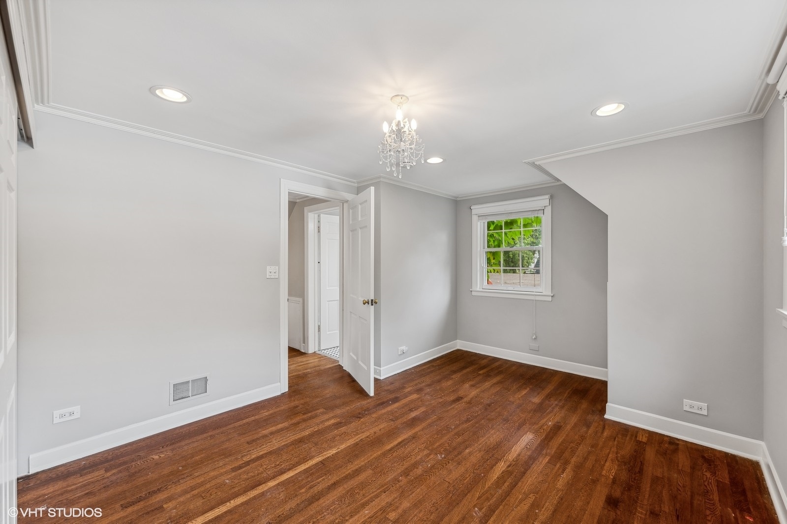 337 Flora Place