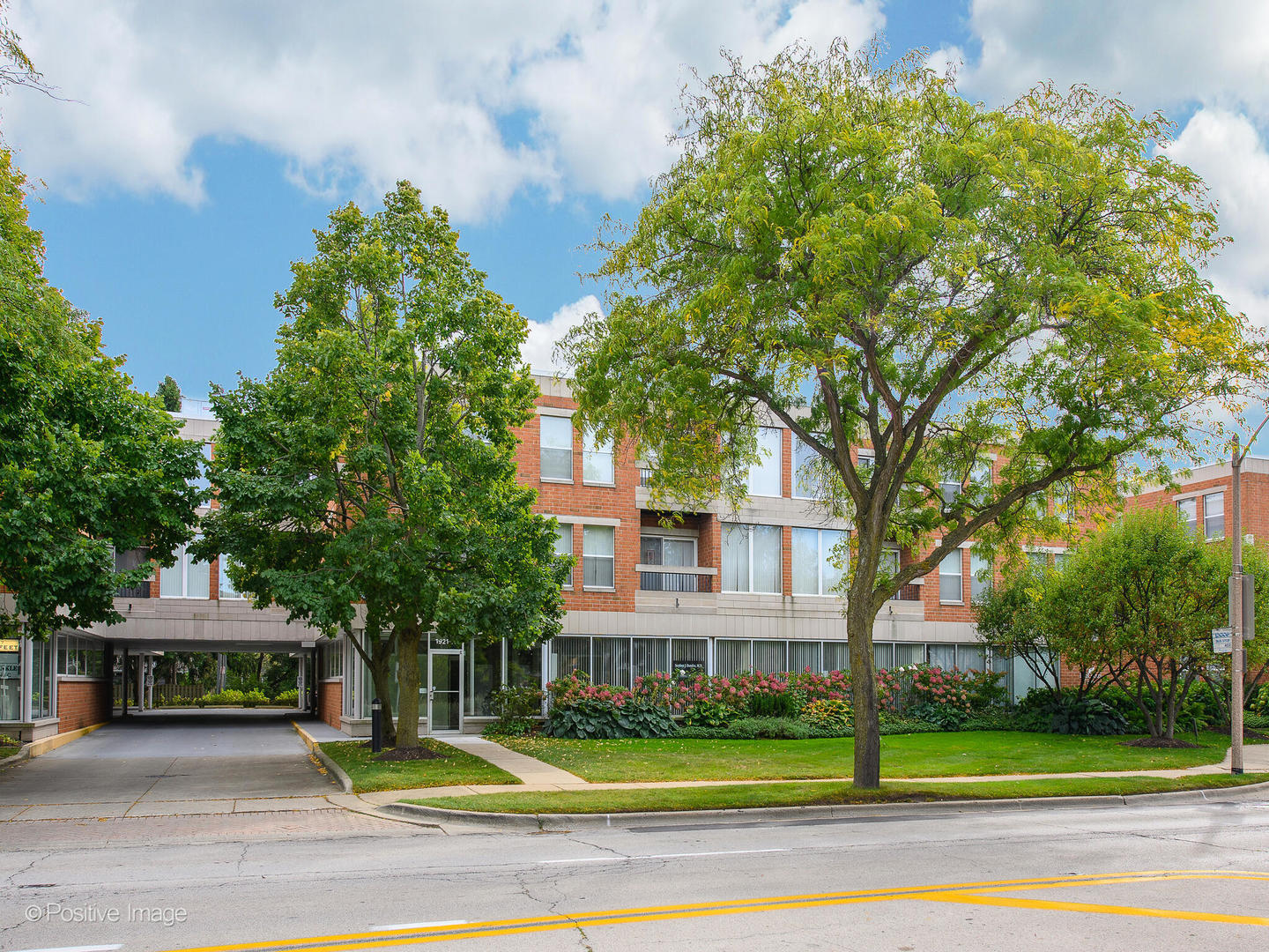 1921 Lake Avenue