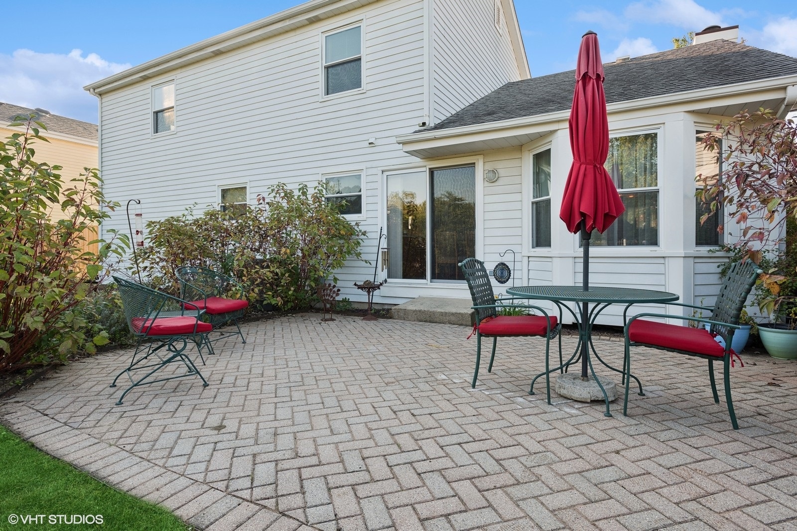 27W246 Virginia Street