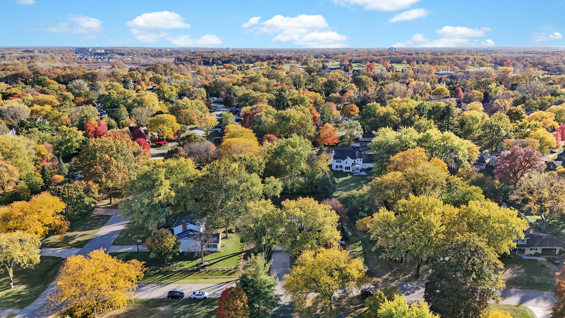 26W061 Blackhawk Drive