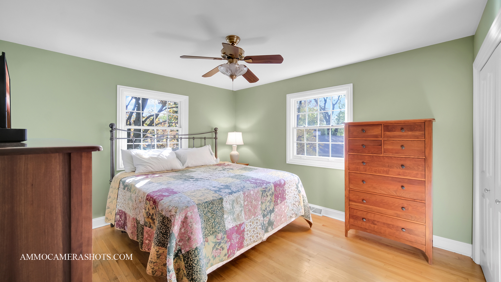 26W061 Blackhawk Drive