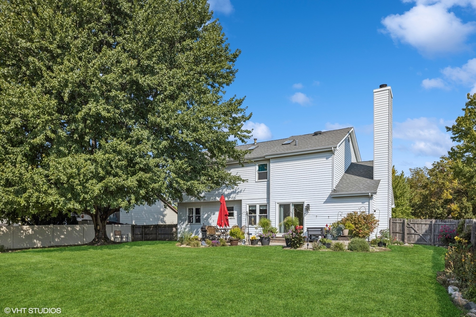 882 Horseshoe Court