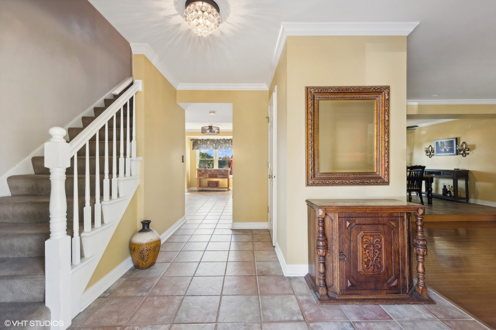 882 Horseshoe Court