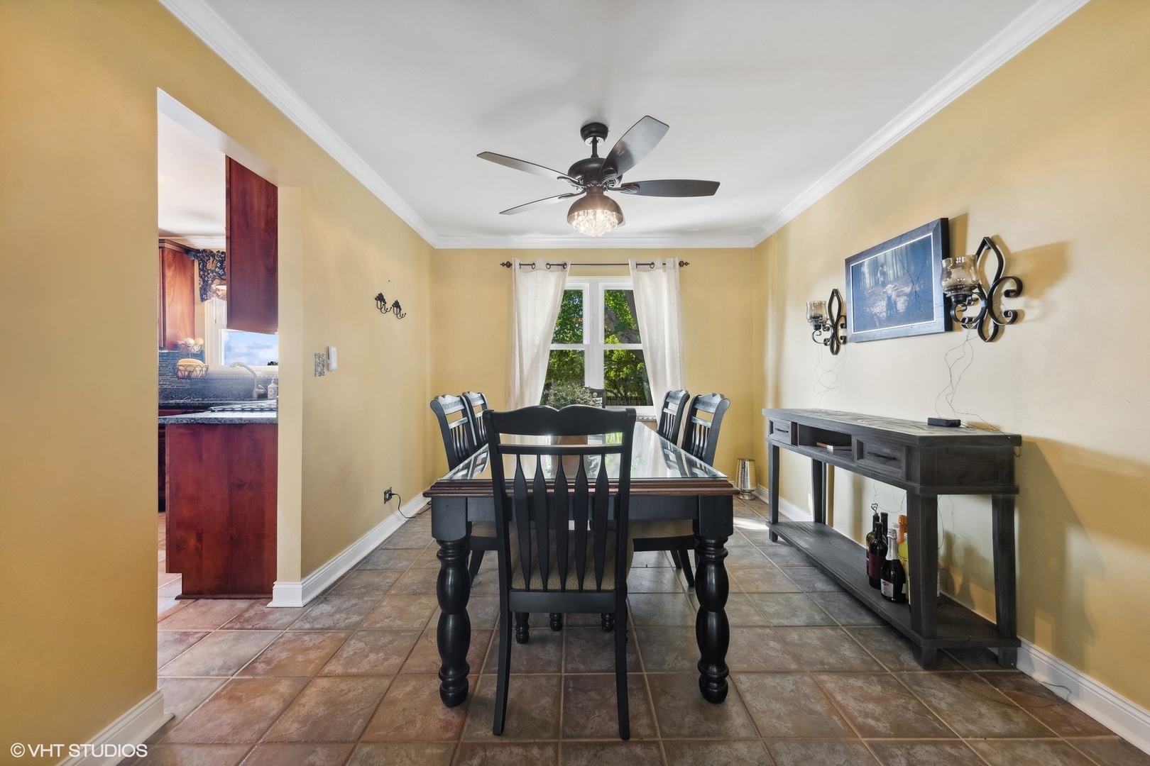 882 Horseshoe Court
