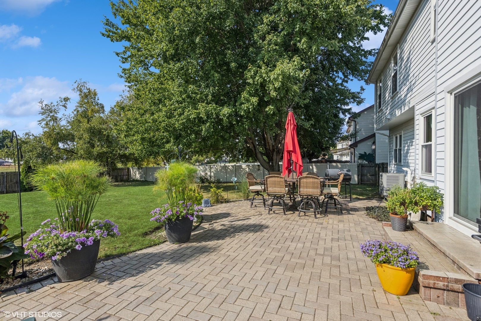 882 Horseshoe Court
