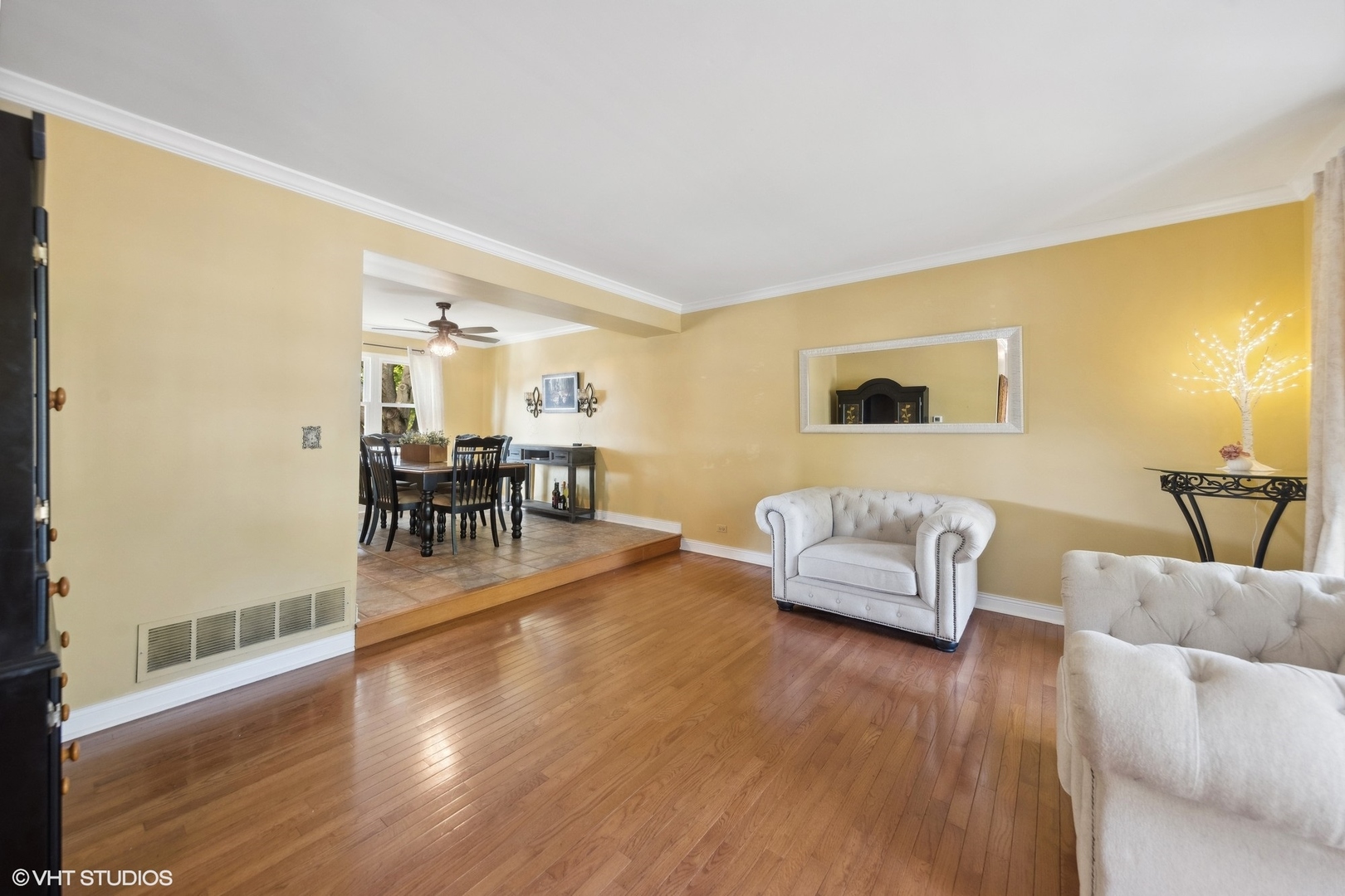 882 Horseshoe Court