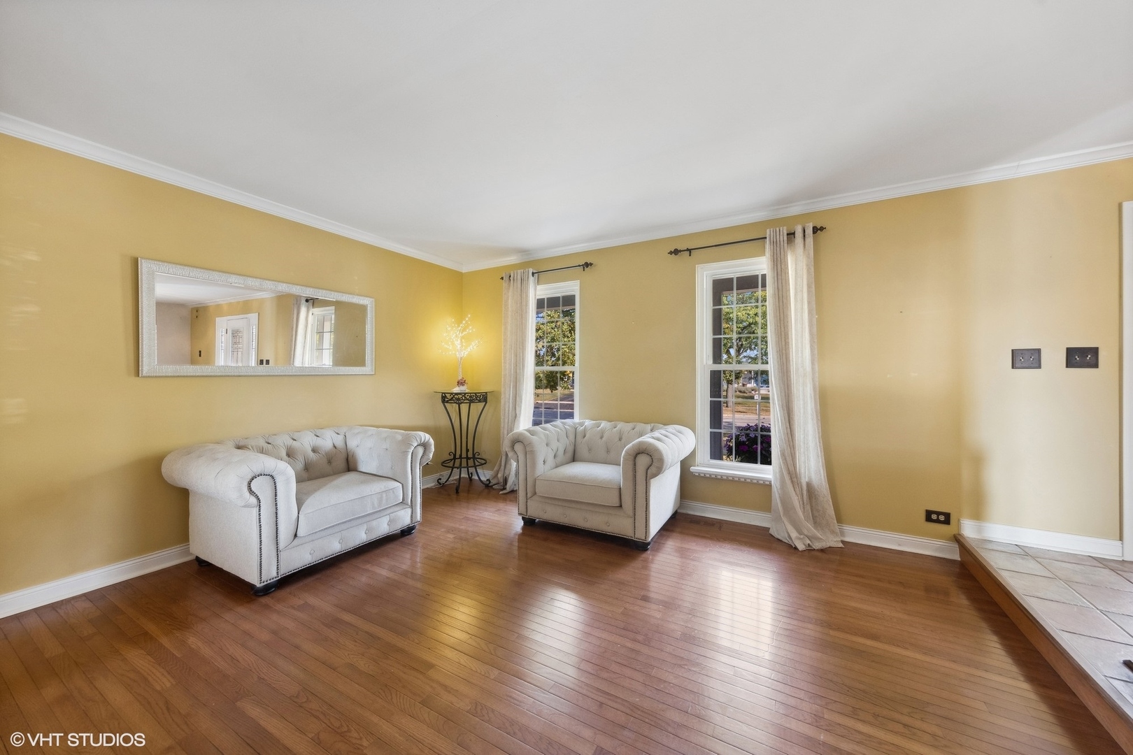 882 Horseshoe Court