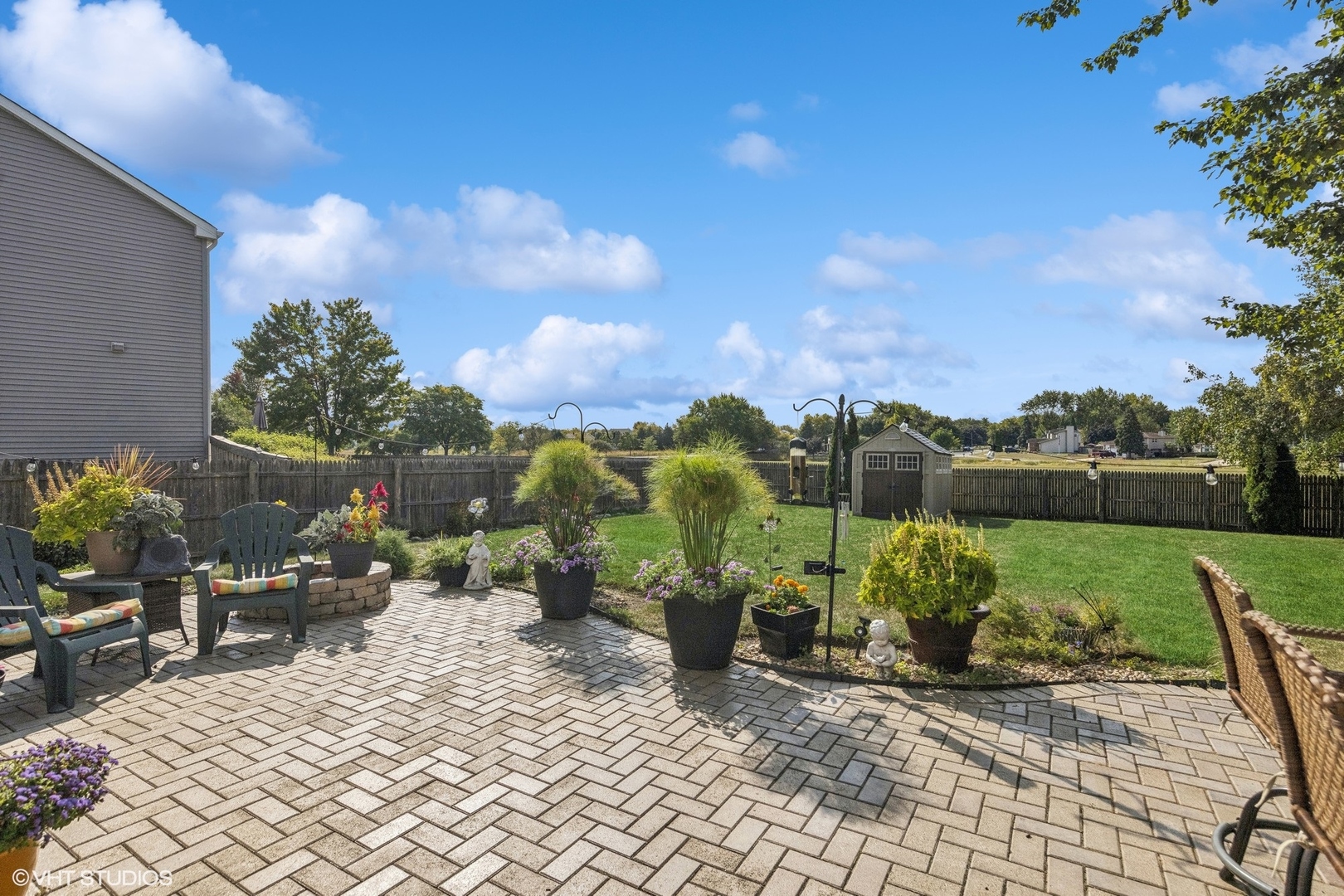 882 Horseshoe Court