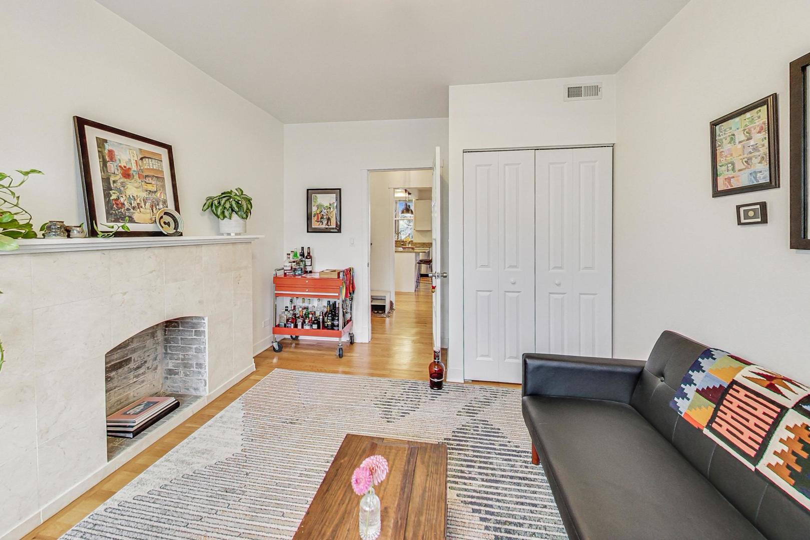 2309 N Kimball Avenue Unit: 2