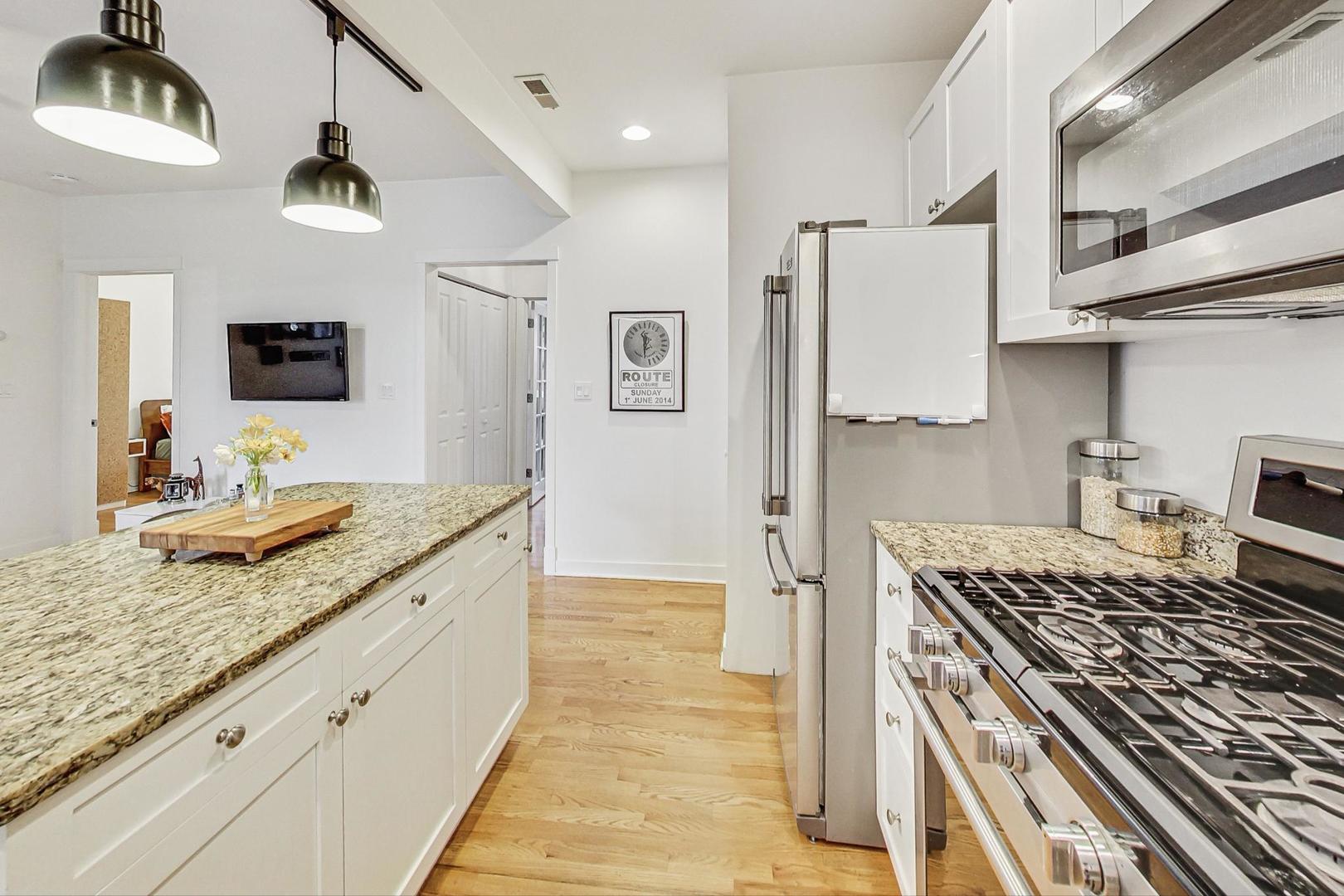 2309 N Kimball Avenue Unit: 2