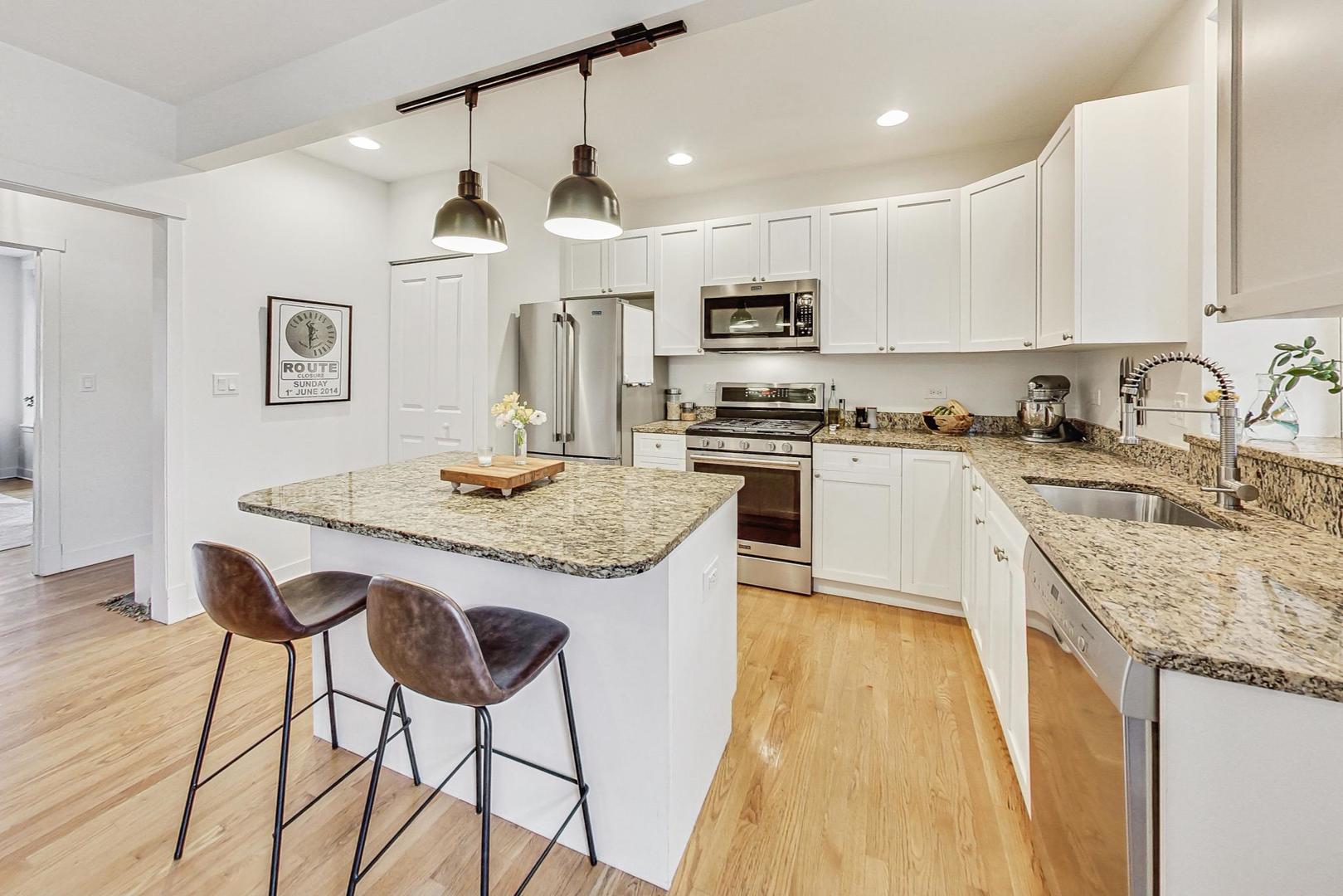 2309 N Kimball Avenue Unit: 2