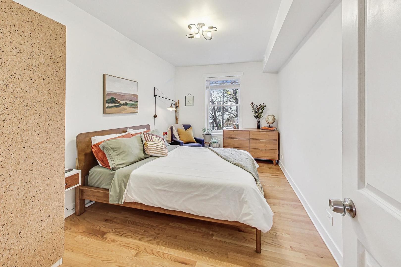 2309 N Kimball Avenue Unit: 2