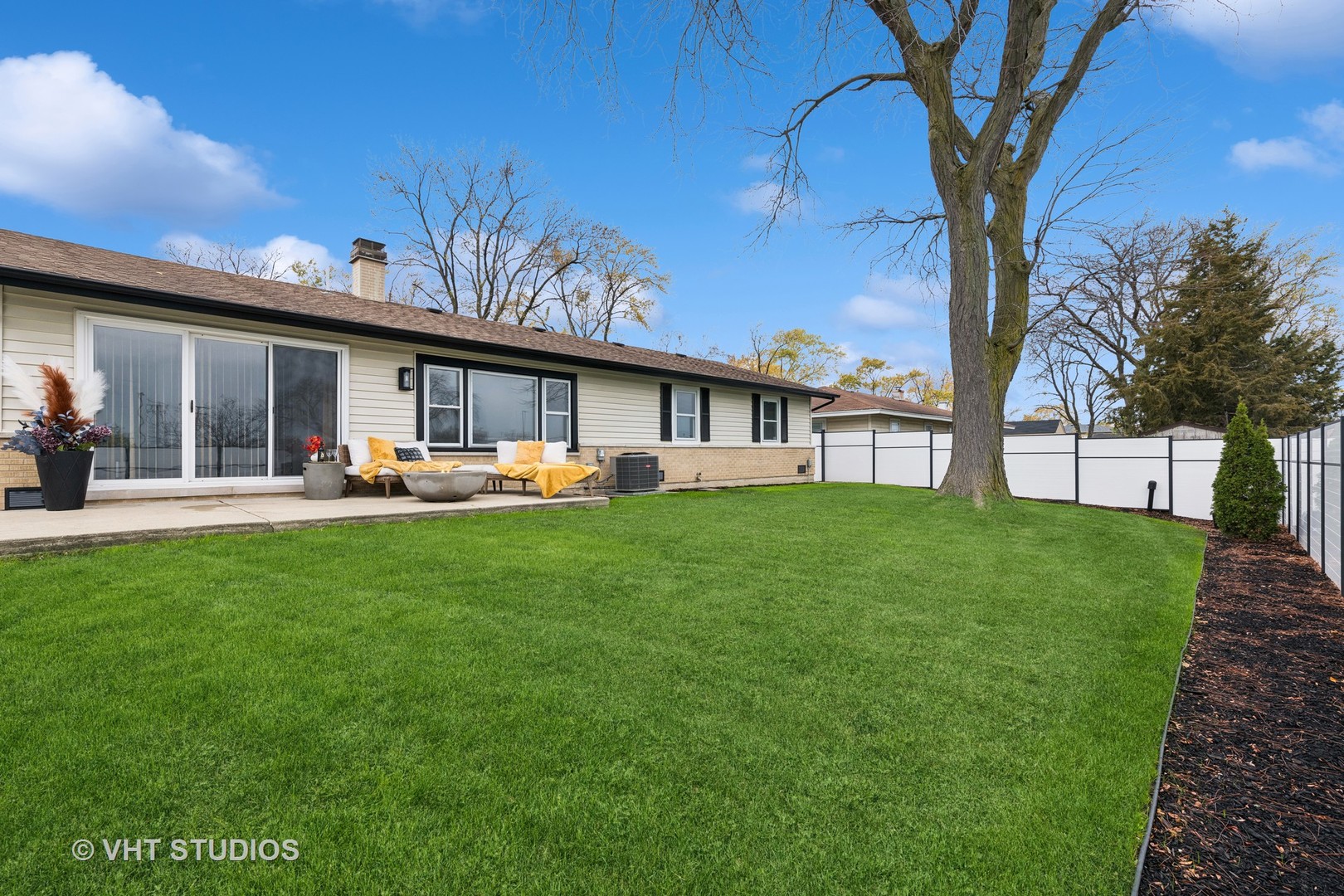 1269 Maple Lane