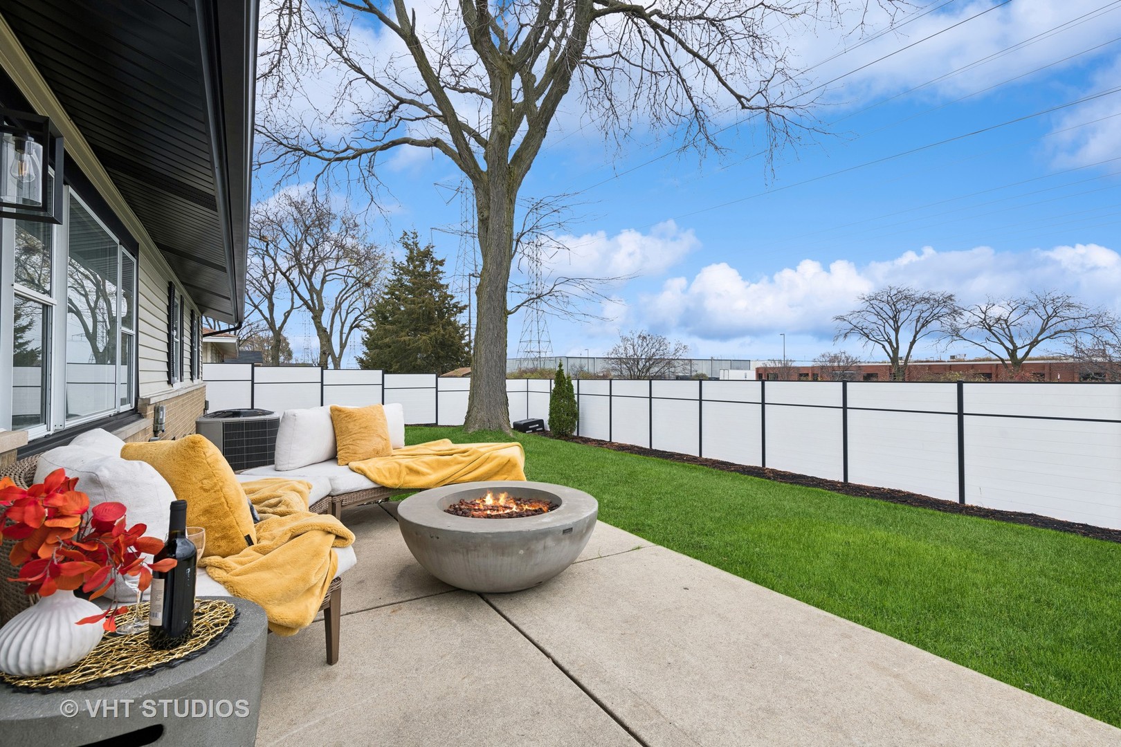 1269 Maple Lane