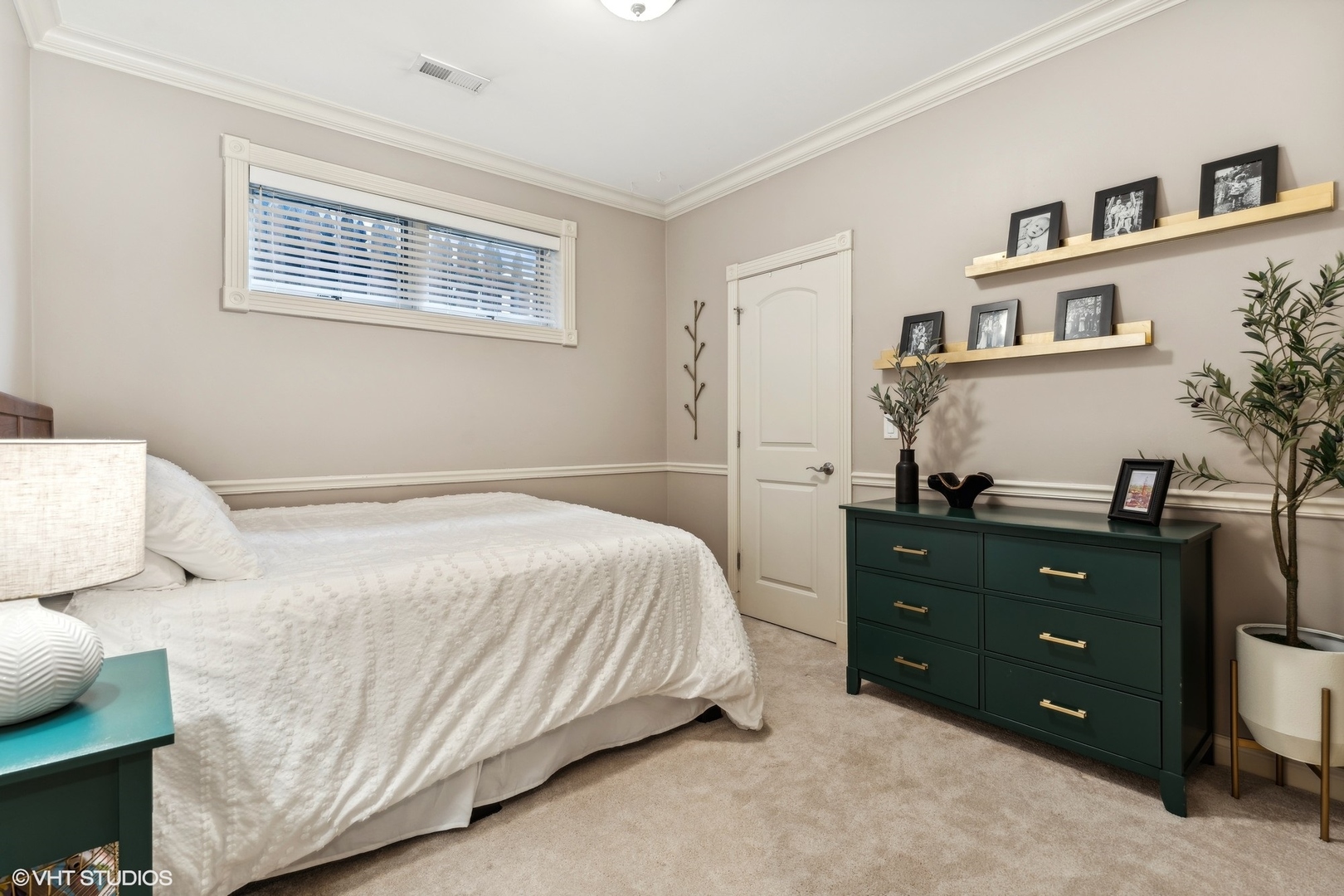 2907 N Damen Avenue Unit: 1
