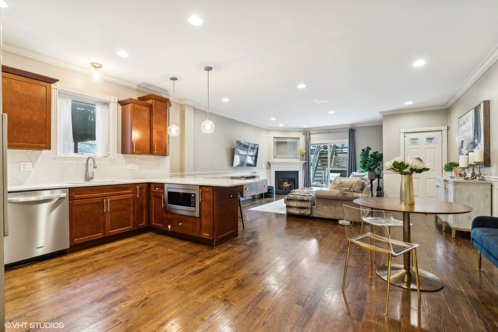 2907 N Damen Avenue Unit: 1