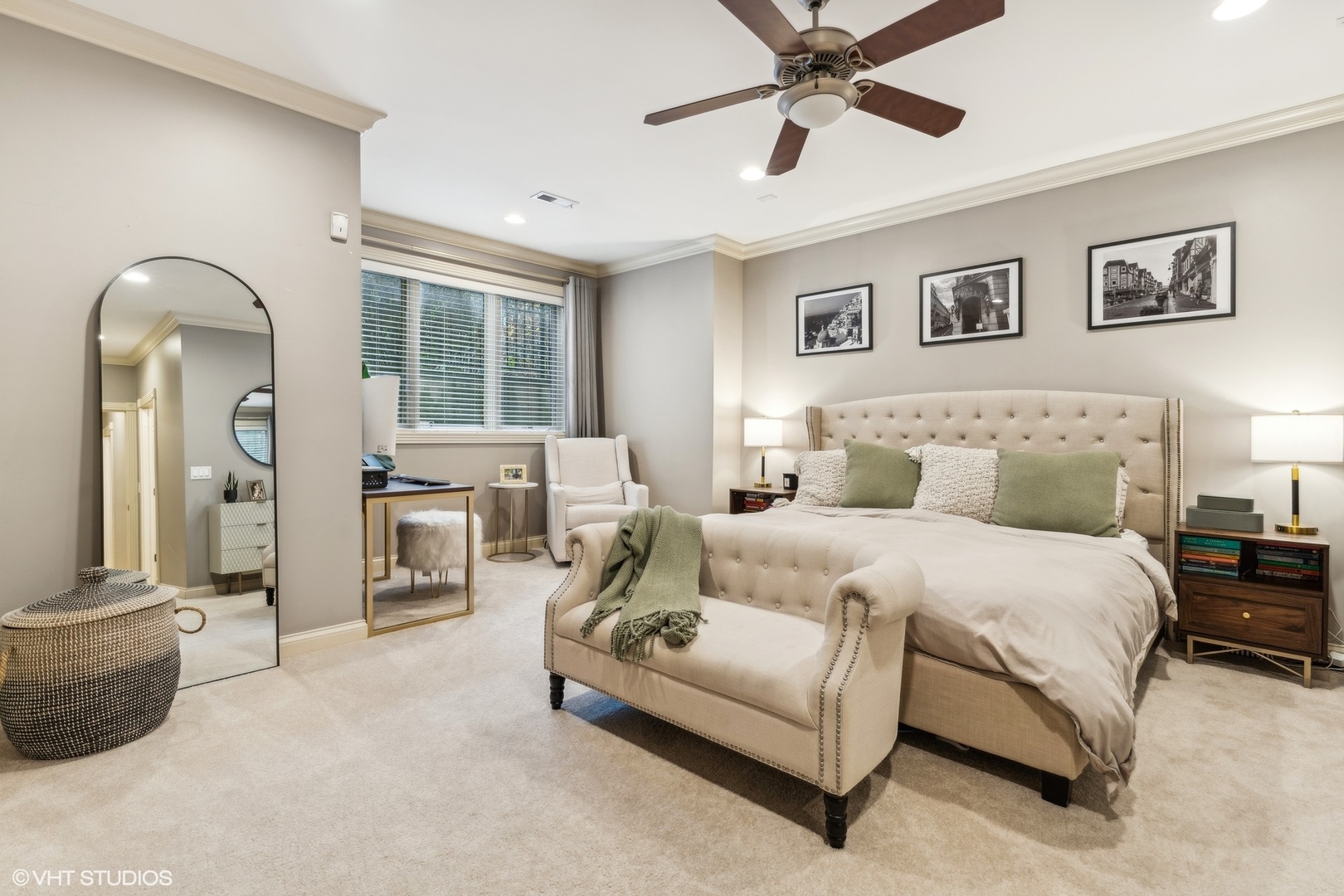 2907 N Damen Avenue Unit: 1
