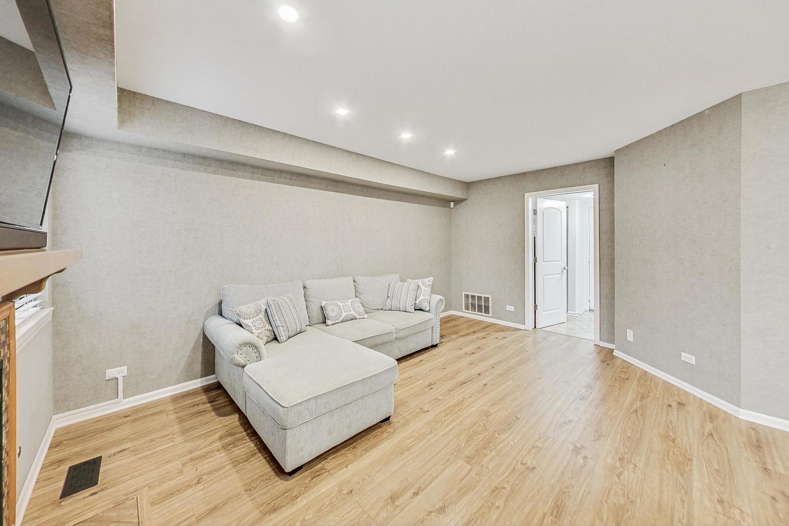 503 Sarah Court