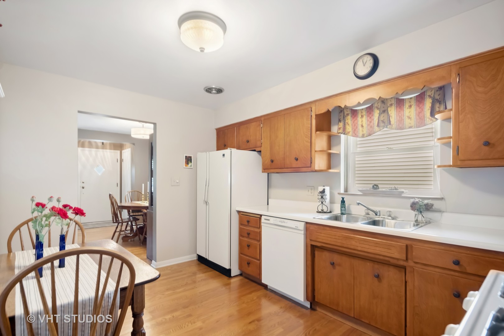 147 N Myrtle Avenue