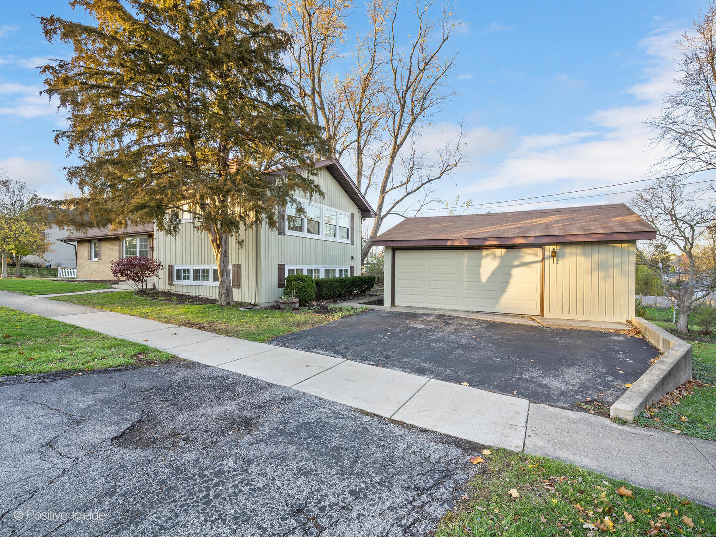 208 E Harrison Road