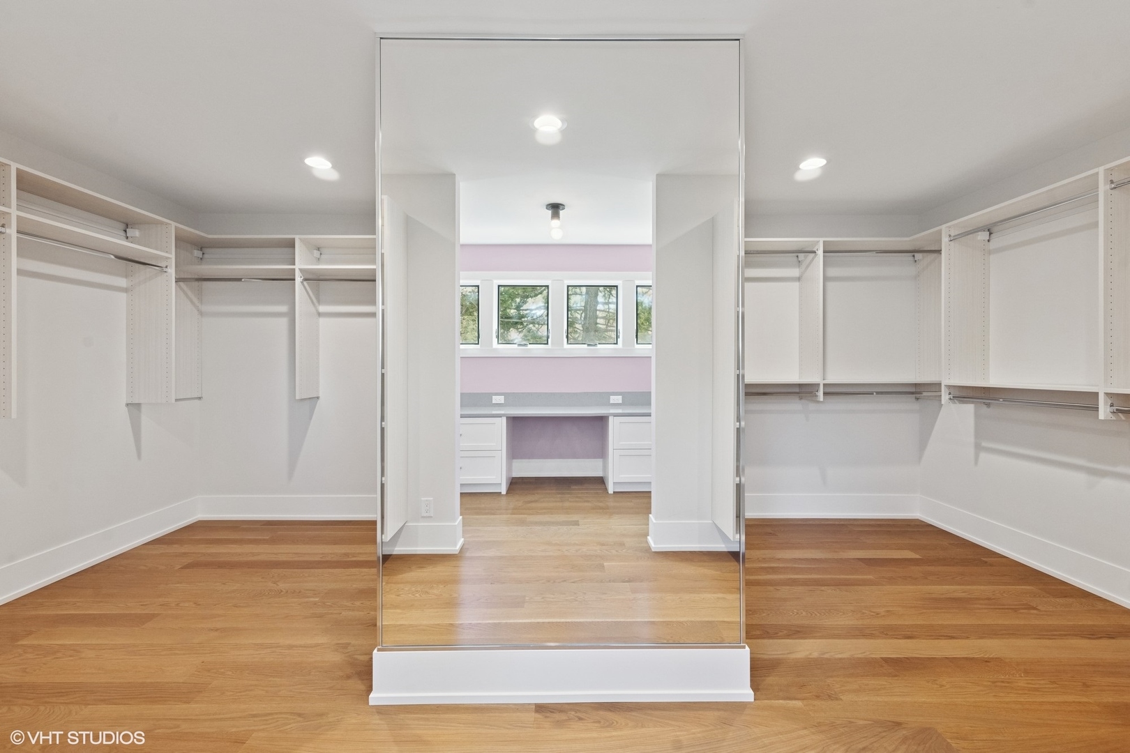 448 W Elm Park Avenue