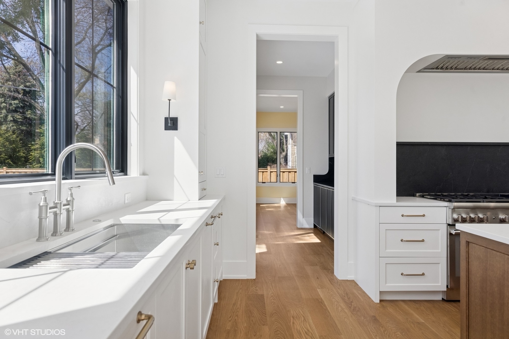 448 W Elm Park Avenue