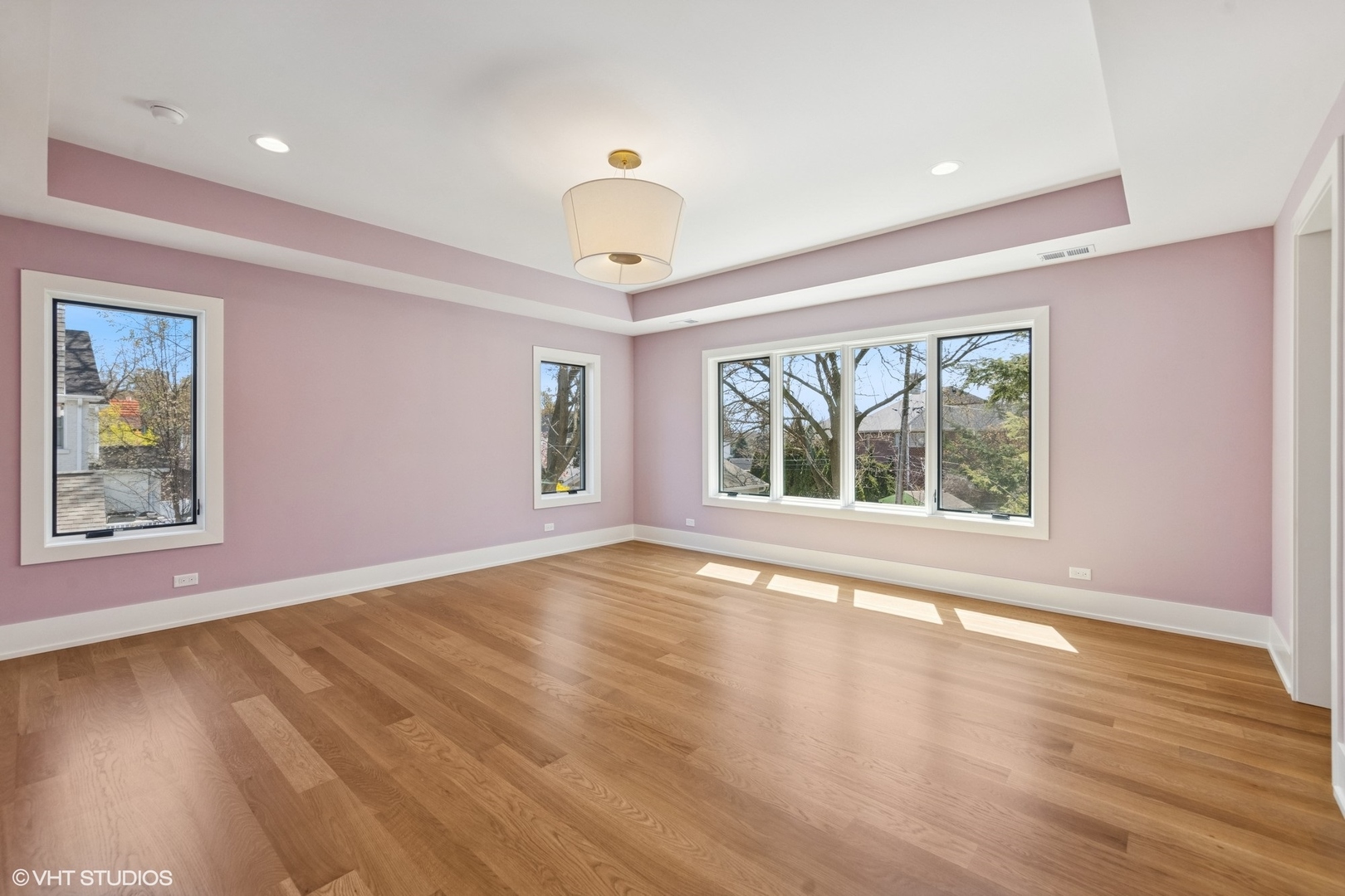 448 W Elm Park Avenue